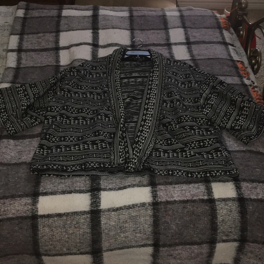 Only worn once short sleeve shrug!